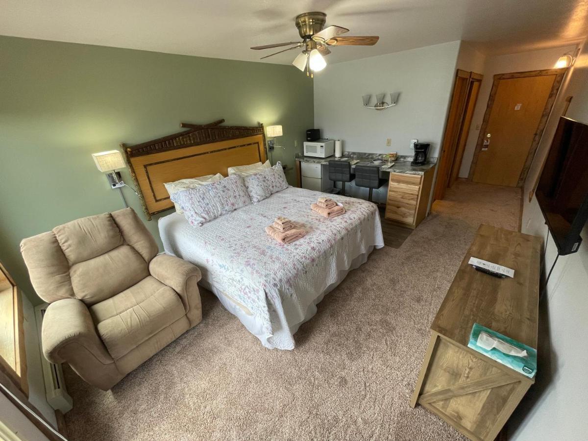 הילי Denali Lakeview Inn מראה חיצוני תמונה