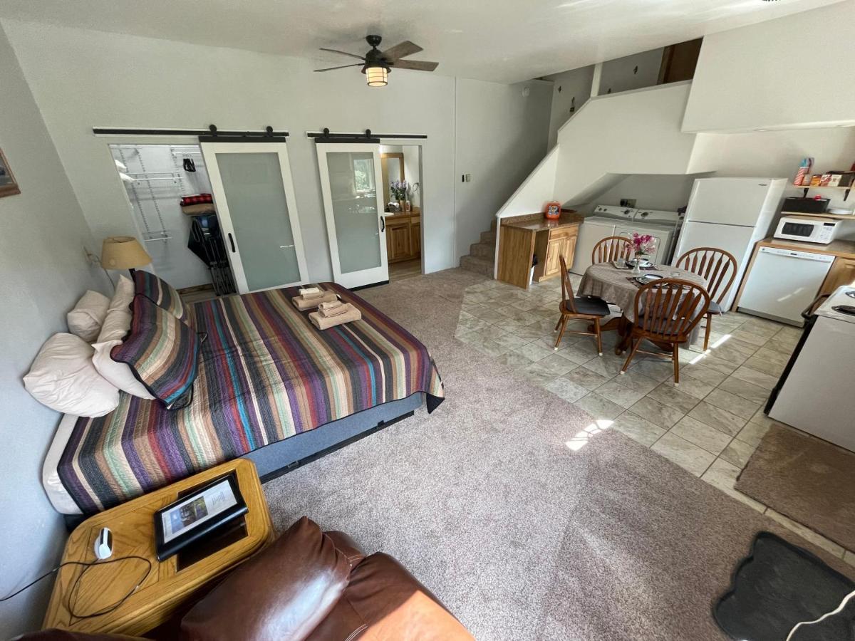 הילי Denali Lakeview Inn מראה חיצוני תמונה