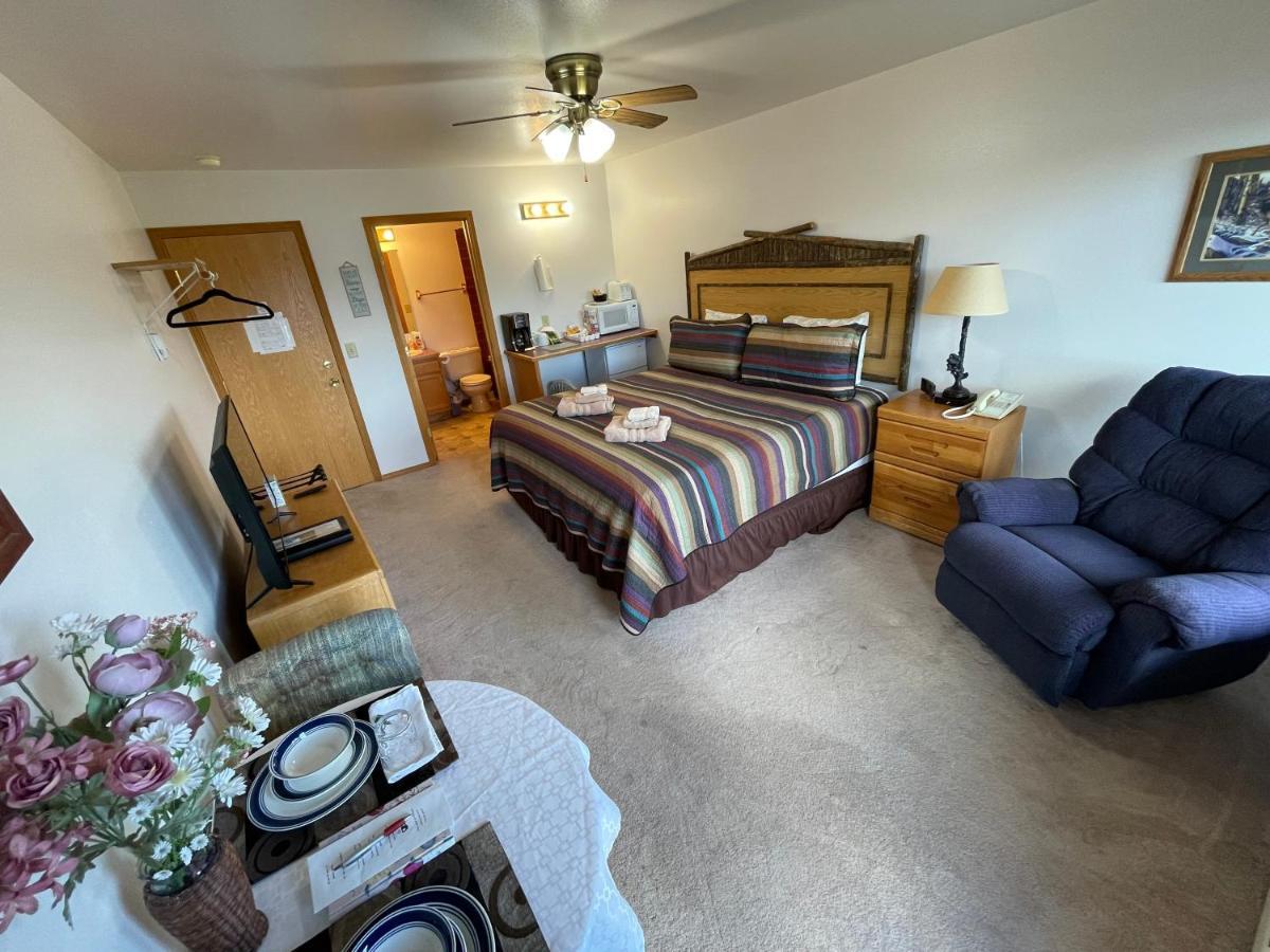 הילי Denali Lakeview Inn מראה חיצוני תמונה