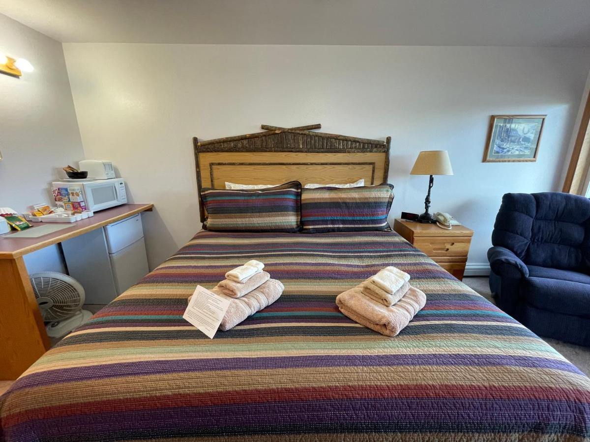הילי Denali Lakeview Inn מראה חיצוני תמונה