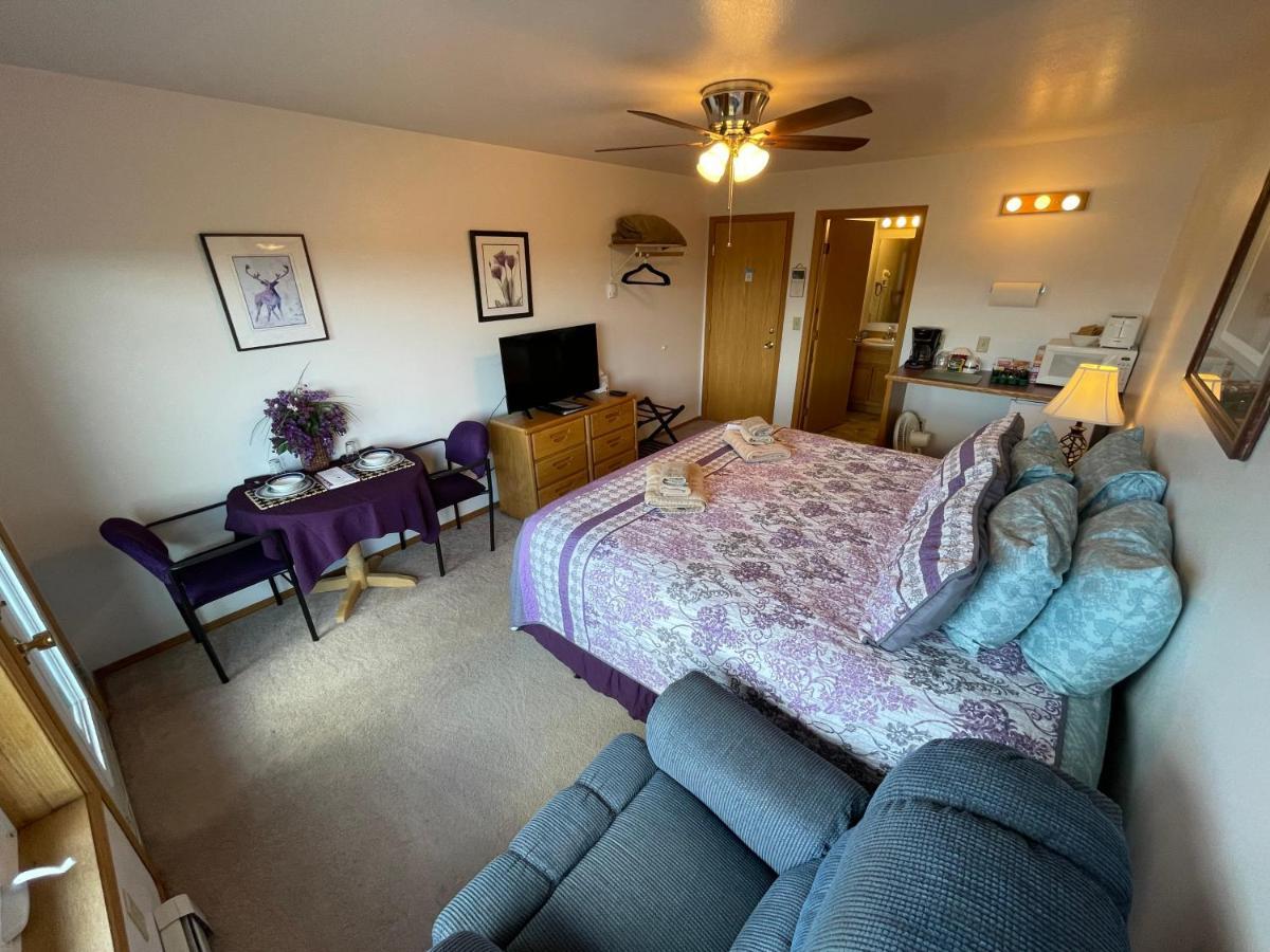 הילי Denali Lakeview Inn מראה חיצוני תמונה