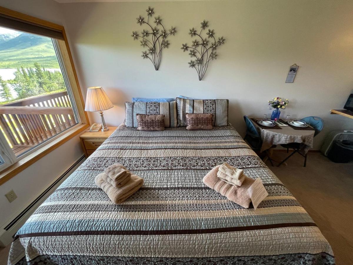 הילי Denali Lakeview Inn מראה חיצוני תמונה